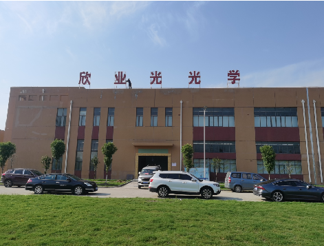 新龙楼顶大型发光字制作如何安装？