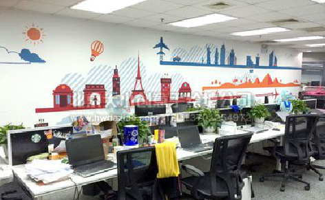 新龙教你设计办公室墙绘的方法。